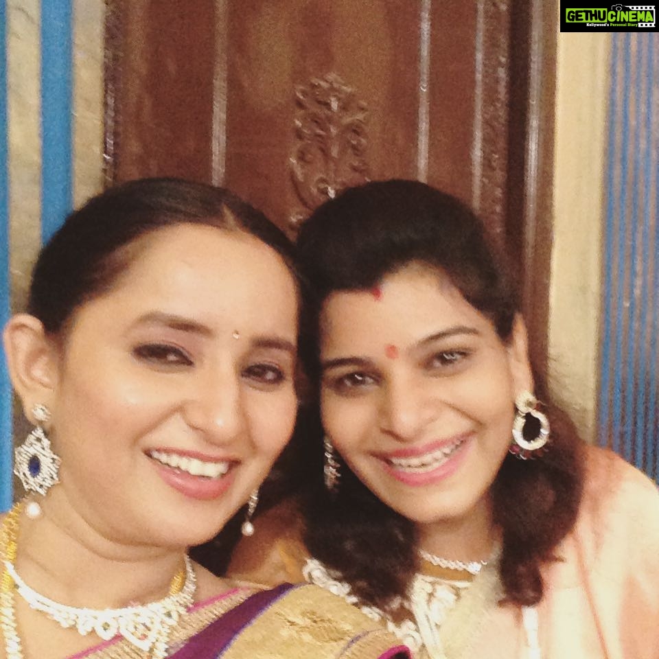Ishika Singh Instagram - Niharika very funny and sweet gal