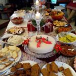 Ishika Singh Instagram - Xmas dinner... Who can resist this ? Don't blame for the weight gain ! #christmas2015 #merrychrismas #christmastime