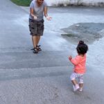Ishika Singh Instagram - No magic potions... no fairy 🧚🏼‍♀️ dust . No one to push u , no one to do it for u . Just one determined step in front of another . The first steps baby takes are straight into the heart 💓 #firststeps👣 #firstbabysteps #babywalks #pyaaripari #pariopari #meripari #mothersanddaughters