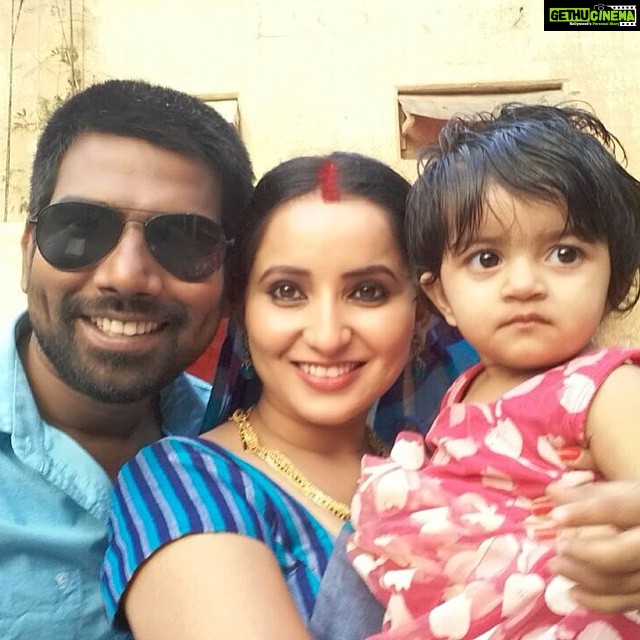 Ishika Singh Instagram - Small family happy family for a Tamil film