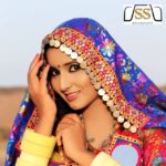 Ishika Singh Instagram - How is ds one ? I love the colours