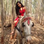 Ishika Singh Instagram -