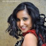 Ishika Singh Instagram - If u observe carefully there is lipstick on my teeth n sparkle in my eyes ;)