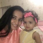 Ishika Singh Instagram – This gal she stole my heart 💓… she is super amazing and am abundantly lucky n a as thankful to god bcoz he choose me to b her mommy 🙏 ..love u to moon and back Pari #thankfulness #loveyoutomoonandback #thankfulgratefulblessed #blessedtobemom #momandbaby #babygirl #babylove