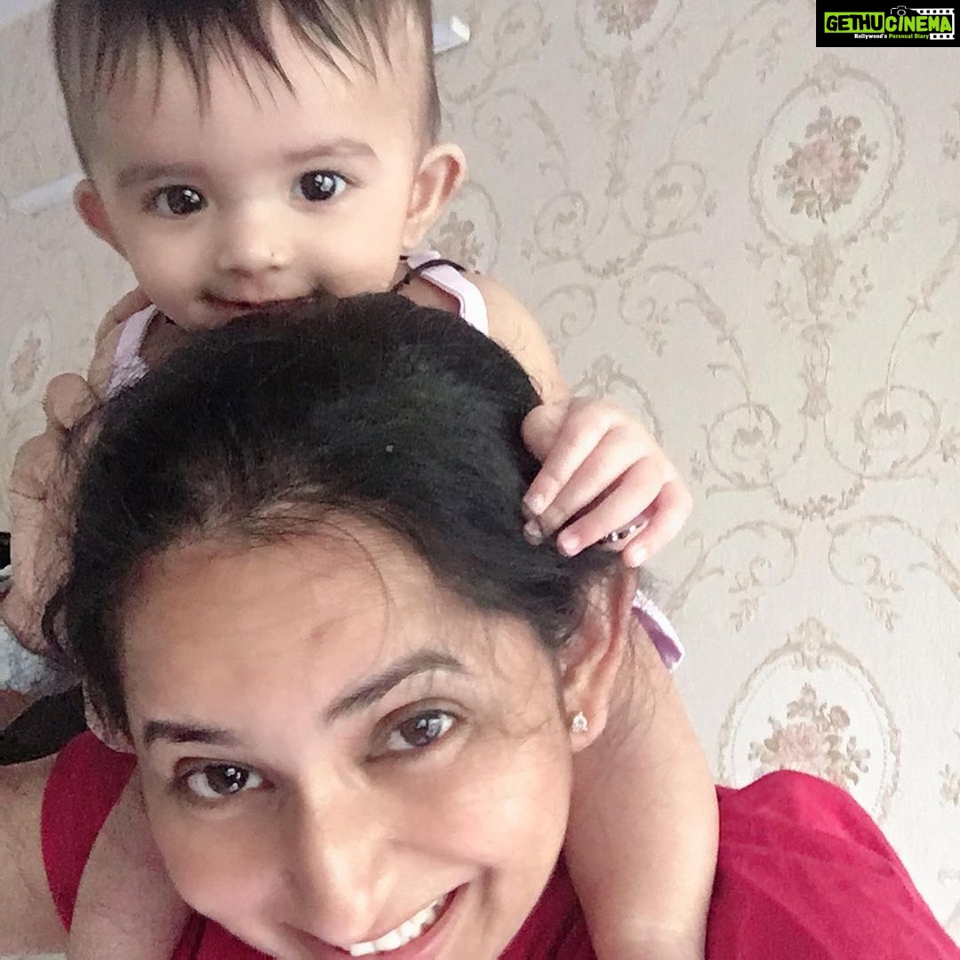 Ishika Singh Instagram - Happy Holi.... From me and my world 🌍 #happyholi #holicolors #holigreetings