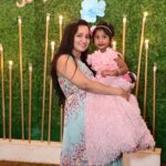 Ishika Singh Instagram – Went to her sisters bday party but couldn’t resists holding her …#babygirl #babylove #babiesofinstagram #girly #lovelybabies #lovelybabygirl #firstbirthdayparty #firstbirthday