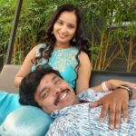 Ishika Singh Instagram - Happy birthday to burning star 🌟 #burningstar #sampoorneshbabu #kobbarimatta @sairazesh @iamsampoornesh