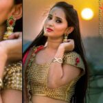 Ishika Singh Instagram - Yeah ... I had long hair once upon a time ...n loved those earrings and that saree and ghagra which vaishu gave me .... it was so awsome , can’t forget it ! Vaishu start designing again ... please