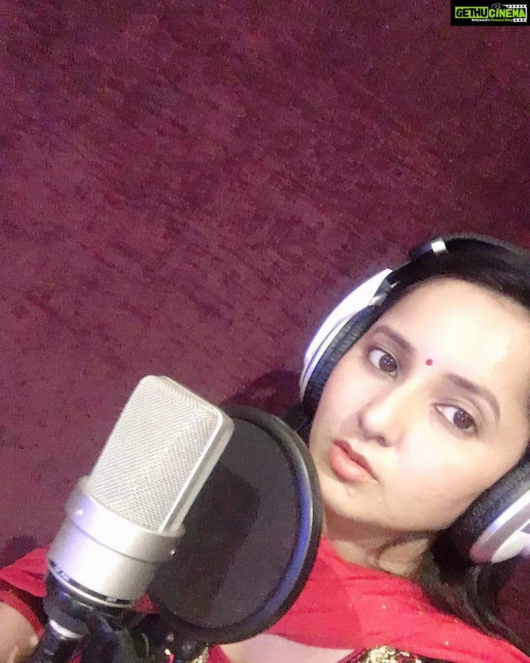Ishika Singh Instagram - Dubbing today ... felt so refreshing . #patnagarh #patnagarhmovie #dubbingstudio #dubbingstudios #actorslife #actoratwork #actorlife #telugufilmnagar #telugufilmindustry #oriyafilm #odiyafilm