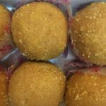 Ishika Singh Instagram - Besan ladoo #besanladoo #besanladoos guilt trip