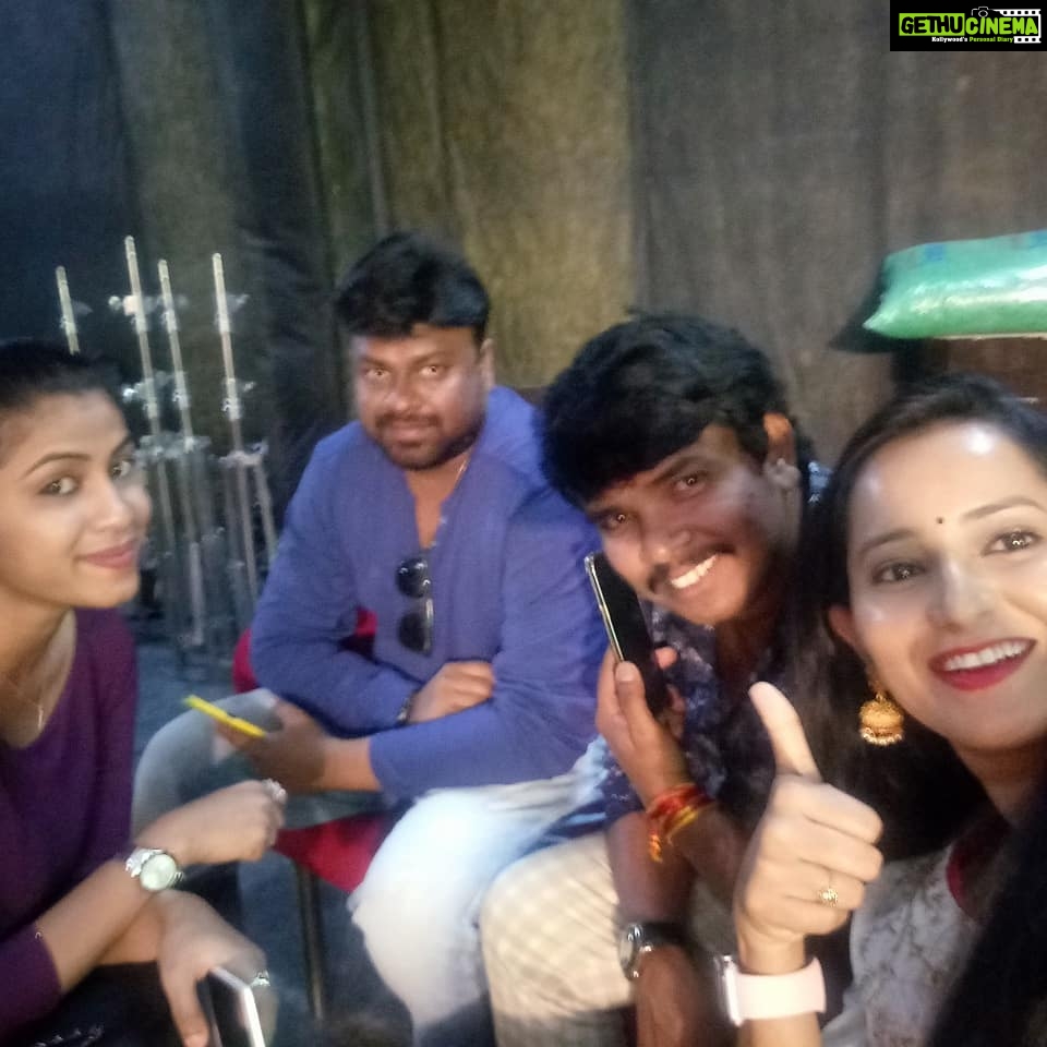 Ishika Singh Instagram - Sankranti sambaralu . Kobbari matta promotions ...fulll energy and excitment #kobbarimatta #telugufilmindustry