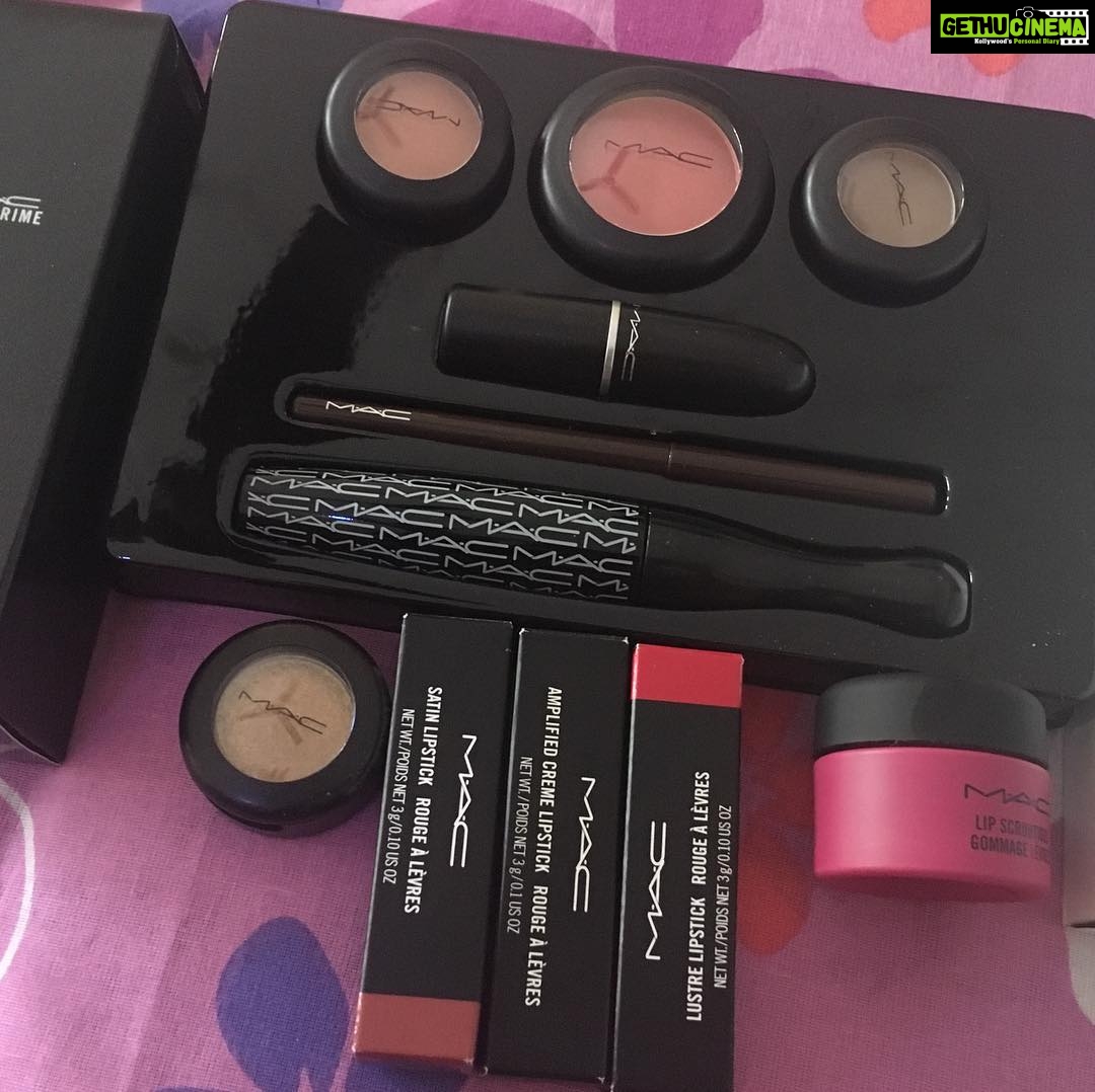 Ishika Singh Instagram - Some more Mac in my kitty ... can’t wait to use them ! #maccosmetic #macmakeupaddict #lovemymaclipstick @mac_cosmeticsindia @maccosmetics