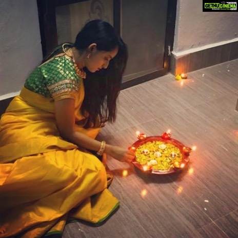 Ishika Singh Instagram - Diwali celebrations 🎉... Diwali week #diwali #diwalilightsathome #diwalidecoration #diwalidecor #diwali2018
