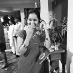 Ishika Singh Instagram - Black and white era #actorslife🎬 #kobbarimatta #actoratwork