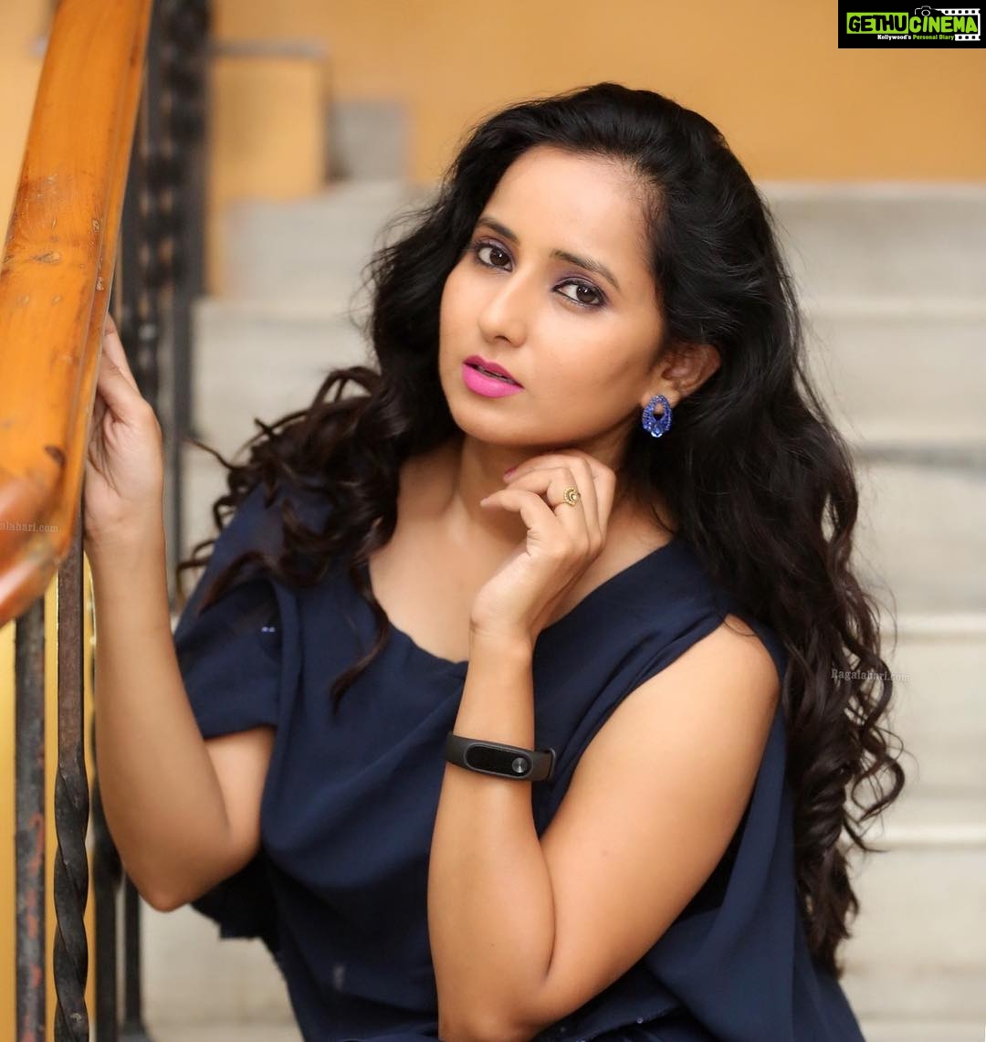 Ishika Singh - 252 Likes - #actorslife #actorslife🎬 #actorheadshots #actoratwork #photoshoot📷 #kobbarimattasongpromo #telugufilmindustry #telugufilmnagar
