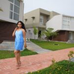Ishika Singh Instagram - Shot for confident group at Zion hills county ! Lavish villas .. lush greenery ..and huge and one of the best golf course in the world 👍 Confident Group #confidentgroup #zionhillsgolfcounty #shootingmode #shootingtime #actorslife🎬 #actorslife #actor🎭