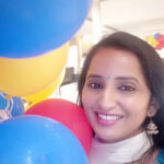 Ishika Singh Instagram - Thanks everybody for the lovely wishes . Sorry I can’t message U individually ... hope u can understand ! But thanks from my heart to each and all ...Birthday 🎁 celebrations 🎉 family time .... lots of food ... lots of talk ... loved the evening #awsomenesstogether😀😀 #itsalwaysgoodtogooutside #feelgoodfriday #august10thbirthday #thanksforwishes