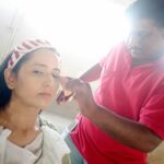 Ishika Singh Instagram - Started day with face painting ! #actorslife🎬 #actoratwork #actor🎭 #makeup #shootmode #gettingready