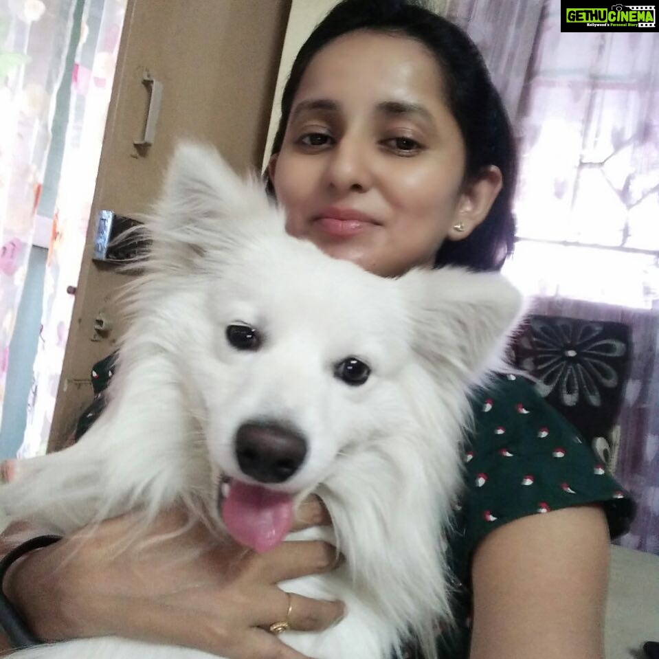Ishika Singh Instagram - Isn’t he adorable ! Love him forever ..#doglovers #doglove #dogs🐶 #pawsome #damroo #petlover