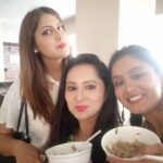 Ishika Singh Instagram - Shoot for paradise #shooting #shootmode #actorslife #paradisehaleem