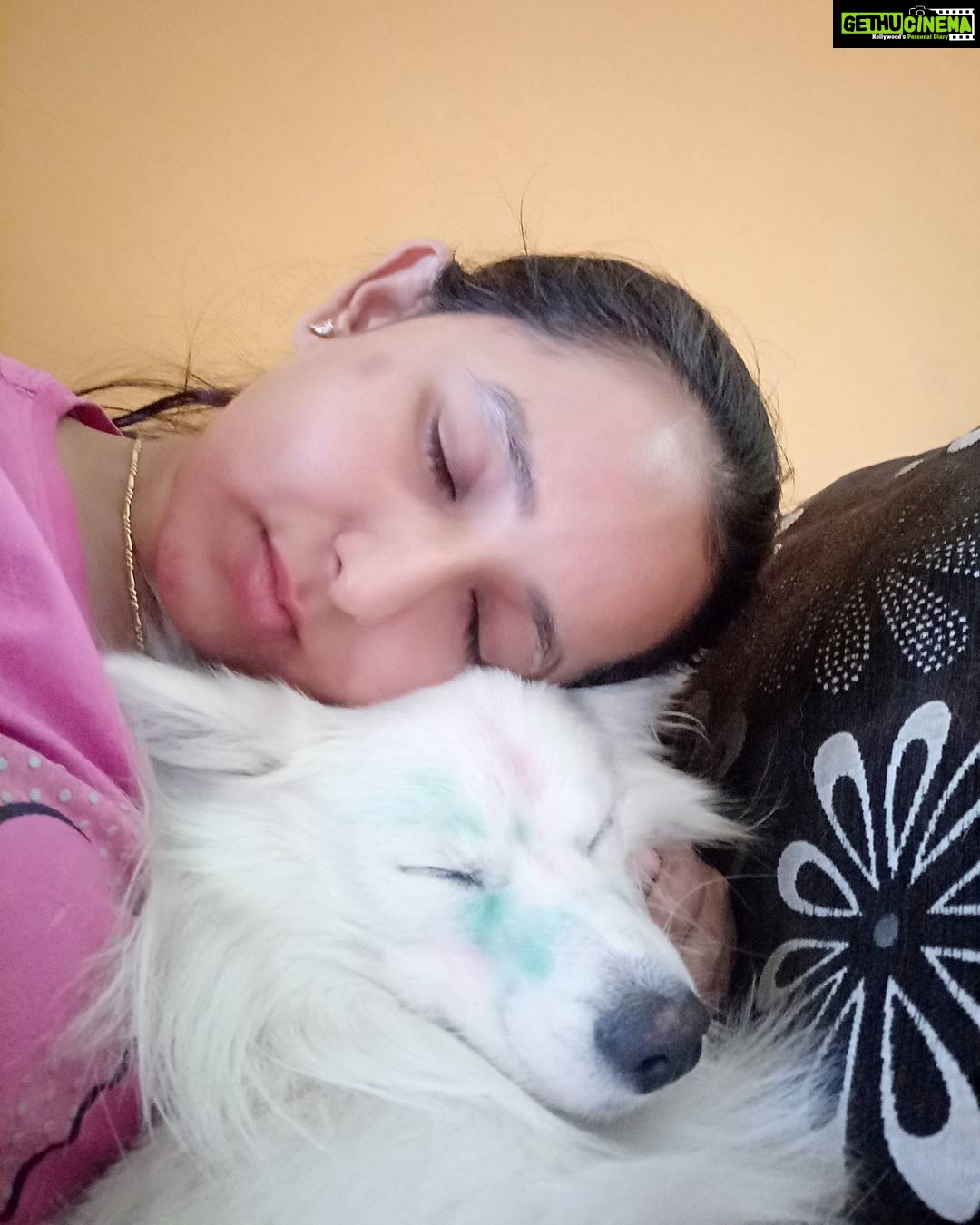 Ishika Singh Instagram - Both of us sloshed after playing holi ! Simple and clean colour free holi 😂 #holi #holihai #colourfreeholi