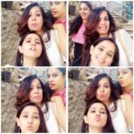 Ishika Singh Instagram - Chillax company .. awesomeness and togetherness #friendsday #friendship #friendlyneighborhood #womaniya #womanism