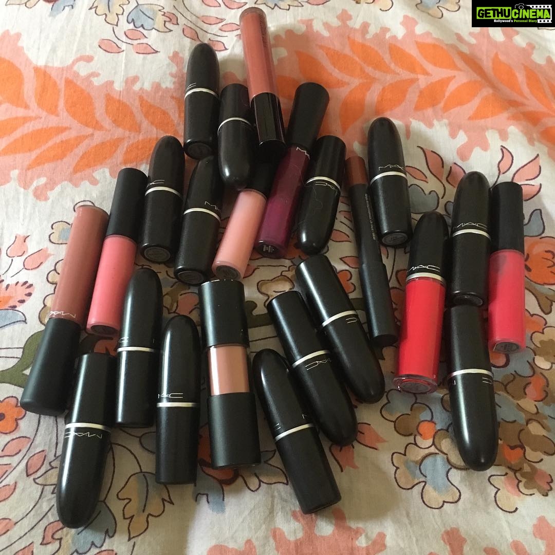 Ishika Singh Instagram - My lipstick family #maclipstick #macliplover #maccosmetics #makeuplove #teluguactor #actorslife