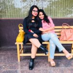 Ishika Singh Instagram - Crazy day out with this couple #friendship #selfiecraze #selfieobbsessed #friendship #lunchout