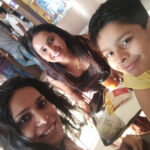 Ishika Singh Instagram - Craziness for selfies again .... #lovelyneighbours #filmday #posterframe #selfiefirst📷 #selfieobbsessed #selfiecraze #welookgoodsometimes