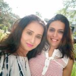 Ishika Singh Instagram - We know we are adorable.... Xoxoxo #crazyus #partytime #neighborhood #freindlyneighbourhood #awsomeness #awsomeworld