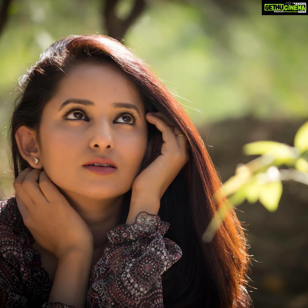 Ishika Singh Instagram - The art of knowing is .. knowing what to ignore #happylife #lifequotes #stressfree #contendedandthankful