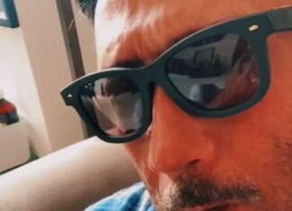 Jackie Shroff Instagram - MY Mask is MY Vaccine . Social Distancing is YOURS. If I am Safe YOU are Too. I Support PM's Jan Andolan against COVID. #Unite2FightCorona