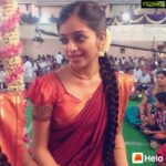 Janani Iyer Instagram - Follow me on helo! handle - thejanani 🙌