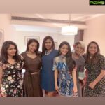 Janani Iyer Instagram – Friends like family!❤️ @divya.ganesh @mumtaz_mumo @ramyansk @krithika_ramanioffl @amlymattel #aboutlastnight