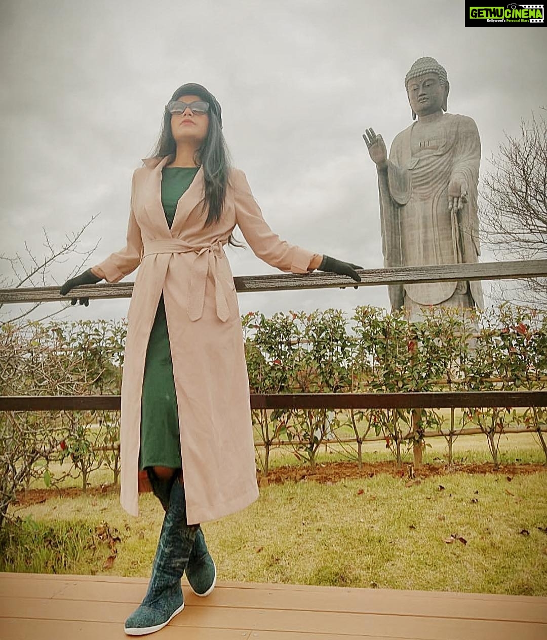 Janani Iyer Instagram - #ushikudaibutsu #tokyodiaries🇯🇵 #worldstallestbuddha Ushiku Daibutsu