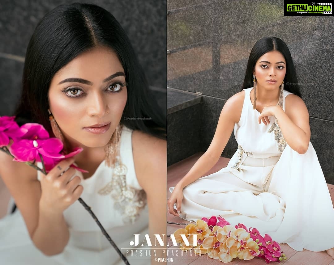 Janani Iyer Instagram - Happy Diwali folks! And here is the first picture from my recent photoshoot! 💥 Photography - @prachuprashanth Styling -@mehndi_jashnani Make up- @olivia.anugraha Hair - @vetrihairandmakeup