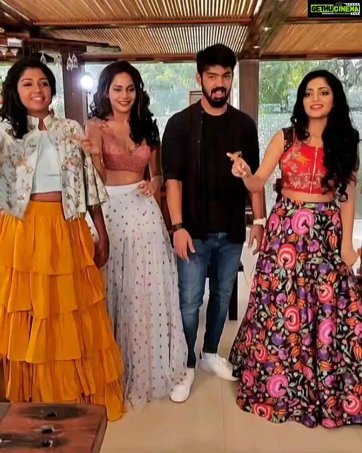 Janani Iyer Instagram - The usual ‘happy dance’ !💃😁🙌 #BTS #photoshootdiaries📷 @riythvika_official @mahatofficial