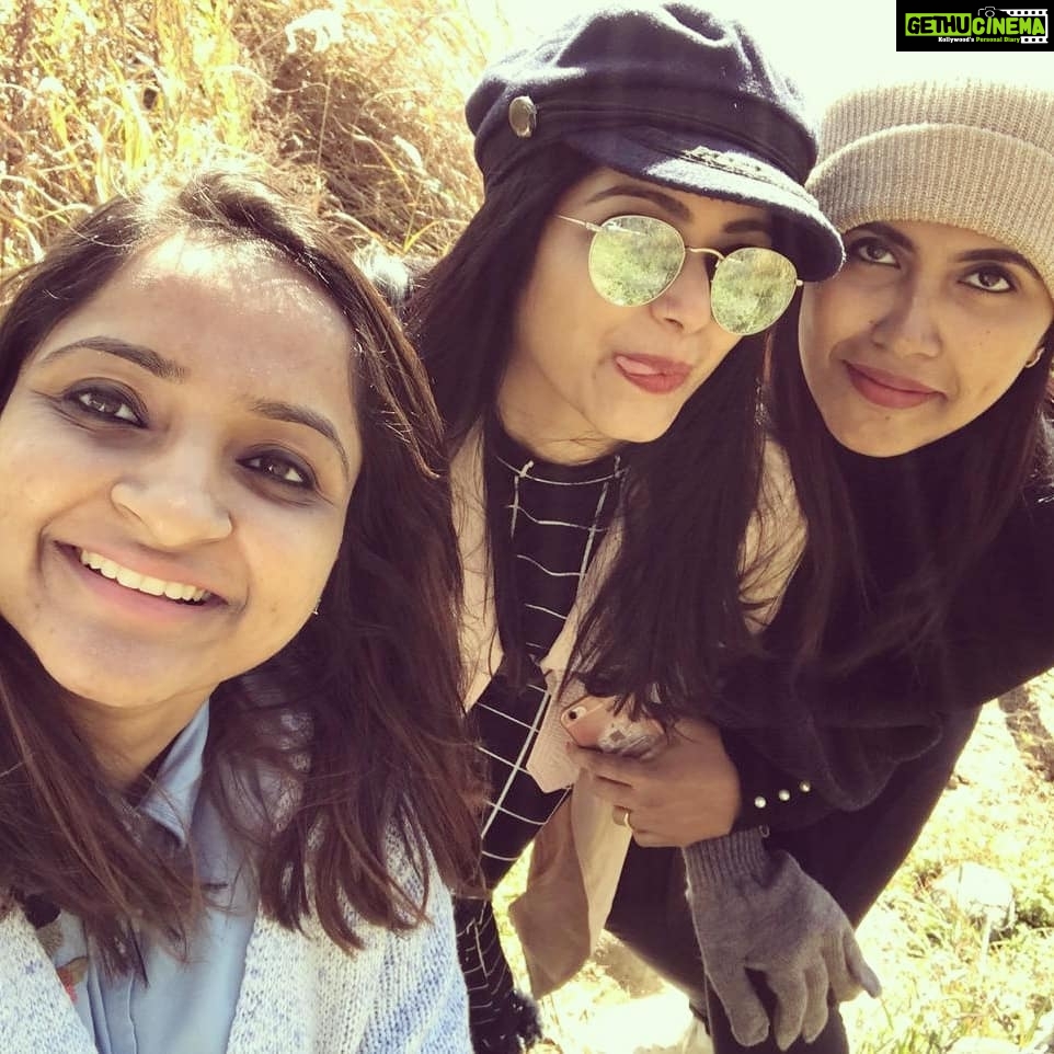 Janani Iyer Instagram - The trip that was! β€ #japan π―π΅ #Tokyo #Osaka #kyoto #traveldiaries2018 #fununlimited @amlymattel @divya.ganesh @ramyansk @aishwaryarajessh @shubasamzz @chandni4karofer @harishmurali24 Tokyo, Japan