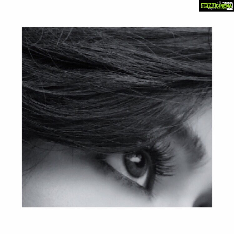 Janani Iyer Instagram - Perspective! #randomthrowback #monochrome #favourite