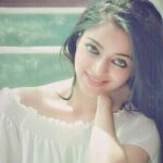 Janani Iyer Instagram - Just one smile immensely increases the beauty of the universe! #happinessiskey #countyourblessings #positivelife