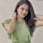 Janani Iyer Instagram - She’s an old soul with a modern vibe, loyal with a splash of savage,a queen with a dope heart~ j.ironword. Outfit- @thehazelavenue