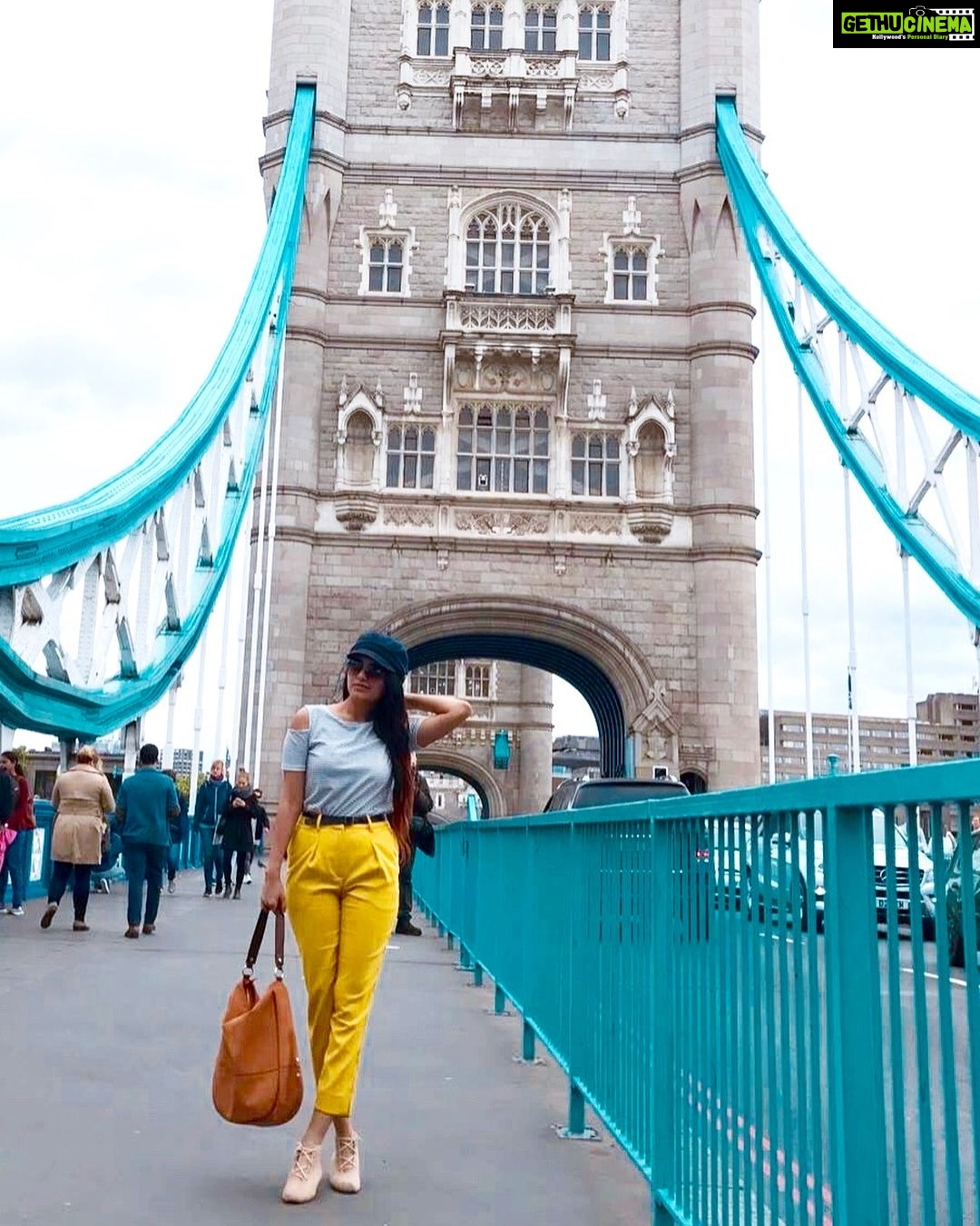 Janani Iyer Instagram - Living the London dream! #ukdiaries🇬🇧 #towerbridge #london Tower Bridge
