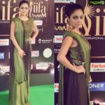 Janani Iyer Instagram - Day 2 at IIFA Wardrobe - @mysoupcan from @maalgaadi Styling - @aran.amritharam Jewellery- @maalgaadi Makeup- @hemal_art26 Hair- @arunchandra5395