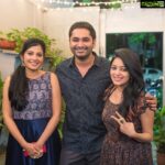 Janani Iyer Instagram - Our director @rohinvenkatesan with Deepa and Sadhana! #adhekangal #sshivada #janani #successmeet Photography- @dignifiedrepose from @rollontwostudios ❤️