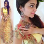 Janani Iyer Instagram - Wore this gorgeous foral crop top and skirt for the audio launch of #adhekangal Wardrobe- @shilpavummiti Styling- @shilpathestylist Jewellery- @bcos_its_silver