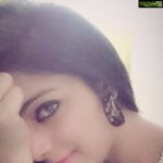 Janani Iyer Instagram – A Random selfie during shoot! #shootvibes📷