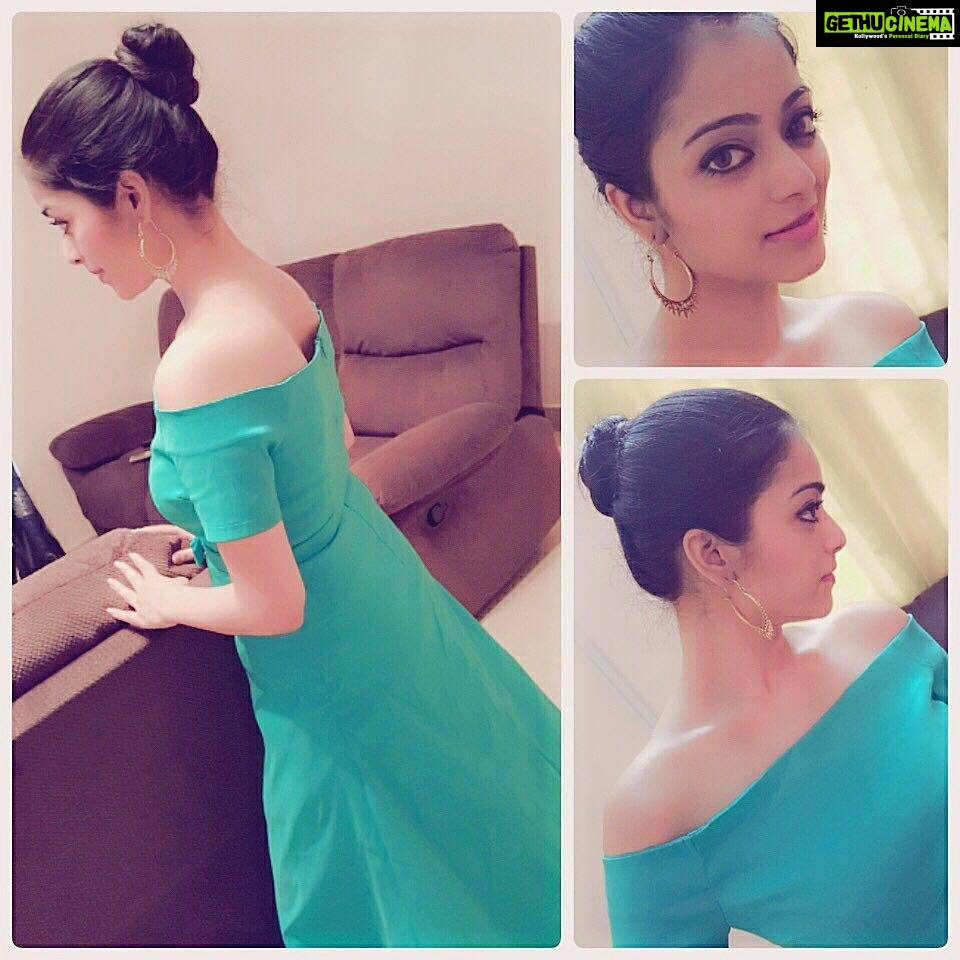 Janani Iyer Instagram - About last night!💃🏻