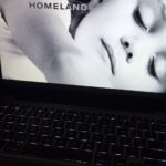 Janani Iyer Instagram - Better late than never!So, I finally got to watch this amazingly brilliant series , 'Homeland' and I must say it's super addictive! Just got done with season 1...onto season 2 naaaaoowwww!🙈 #homeland #marathonnight