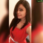 Janani Iyer Instagram - 💃🏻