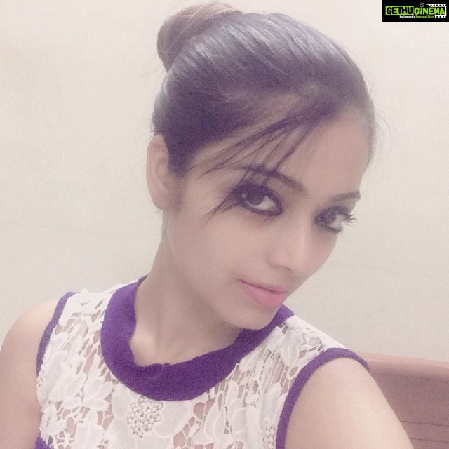 Janani Iyer Instagram - Cause I love life and it loves me right back!❤️💃
